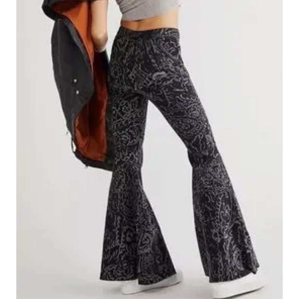 Free People Just Float On Paisley Bell‎ Bottom Flare Jeans Boho Festival 24